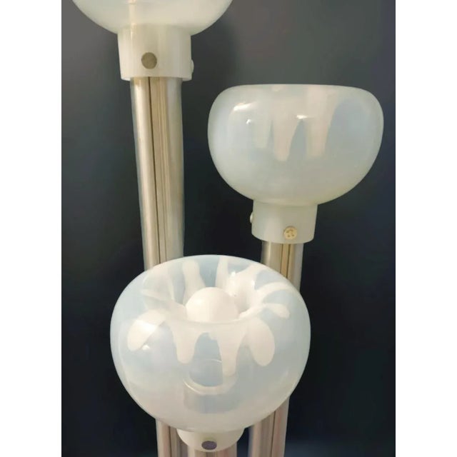 White 1960s Murano Glass Floor Lamp by Toni Zuccheri For Sale - Image 8 of 10
