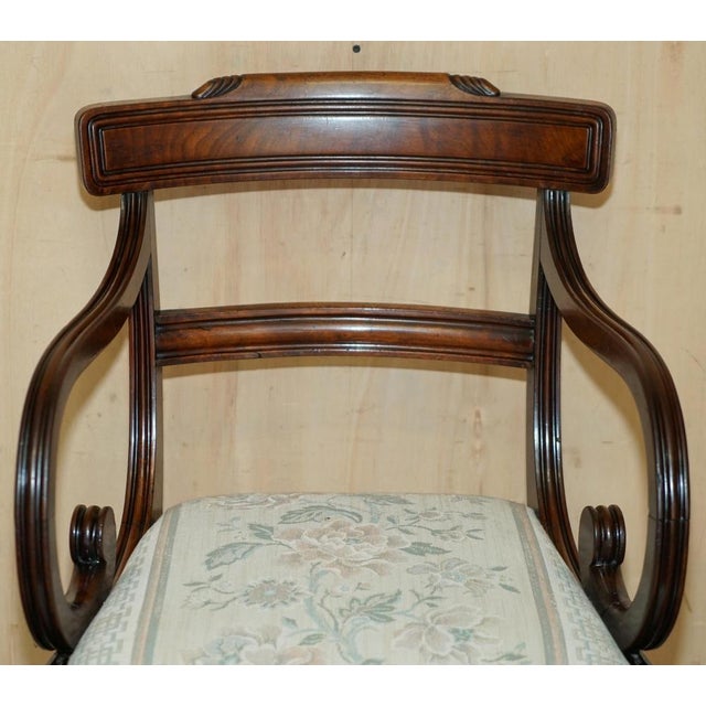 Hollywood Regency Vintage Regency Style Hardwood Saber Leg Office Desk Chair For Sale - Image 3 of 18