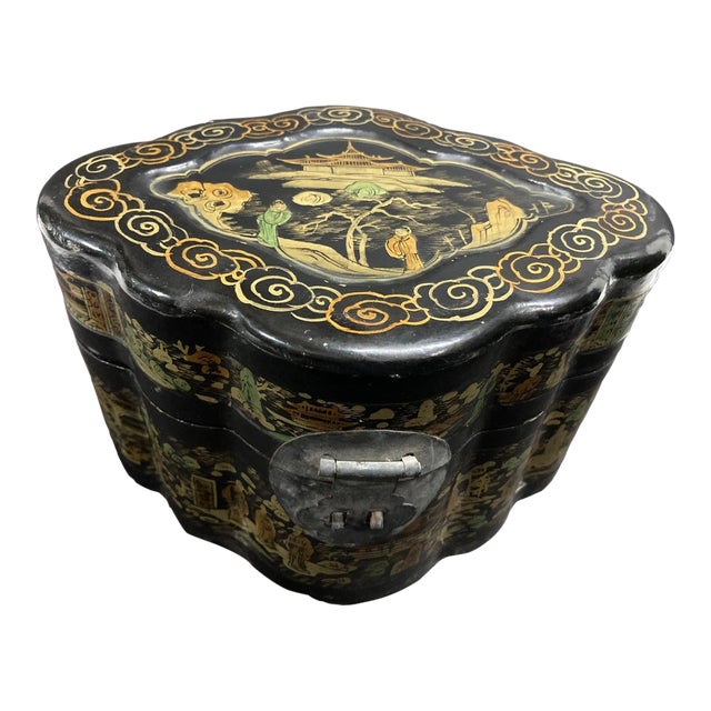 Antique Chinese Black Lacquer Gilt Painted Covered Tea Box 1940s For Sale