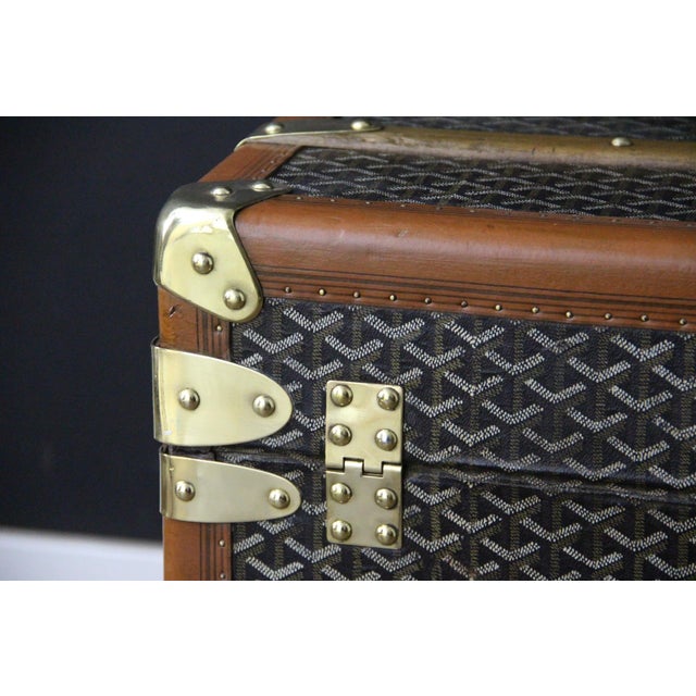 Vintage Herringbone Canvas Trunk from Goyard, 1920s For Sale - Image 18 of 18