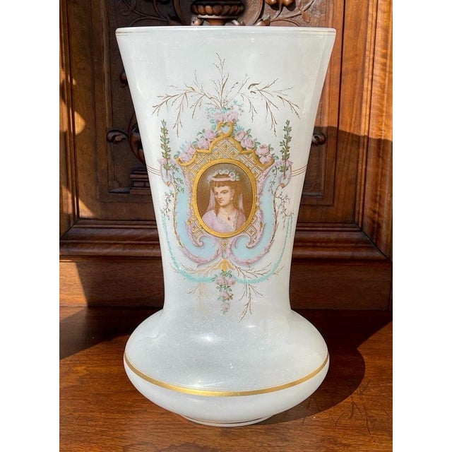 White Napoleon Iii Opaline Vase, 19th Century For Sale - Image 8 of 8