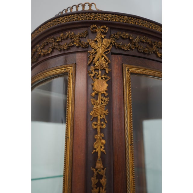 Paines Vernis Martin Bow Front Mahogany Vitrine Display Cabinet For Sale - Image 11 of 18