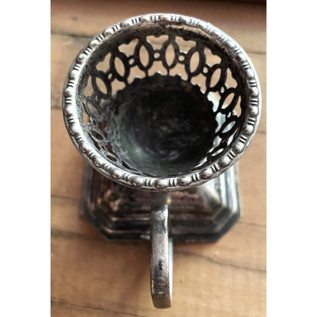 English Mid 20th Century English Silverplate Epns Hard/Soft Boiled Egg Handled Server/Holder/Cup For Sale - Image 3 of 10