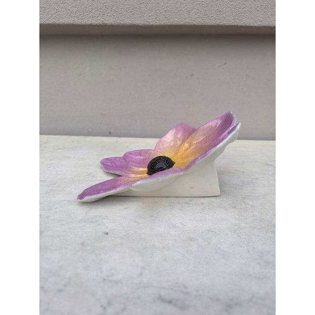 Art Nouveau French Majolica Pink Lily Wall Pocket Mont-Chevalier Castel Circa 1900 For Sale - Image 3 of 10