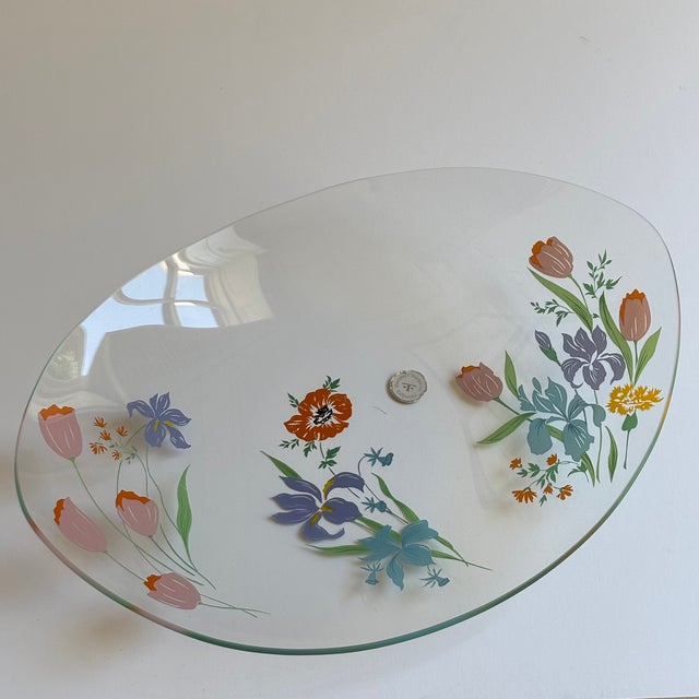 Transparent Mid-20th Century Dorothy Thorpe Curved Glass Floral Serving Platter For Sale - Image 8 of 8