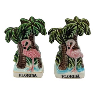 1950s Mid-Century Florida Flamingo Ceramic Salt & Pepper Shaker Set For Sale