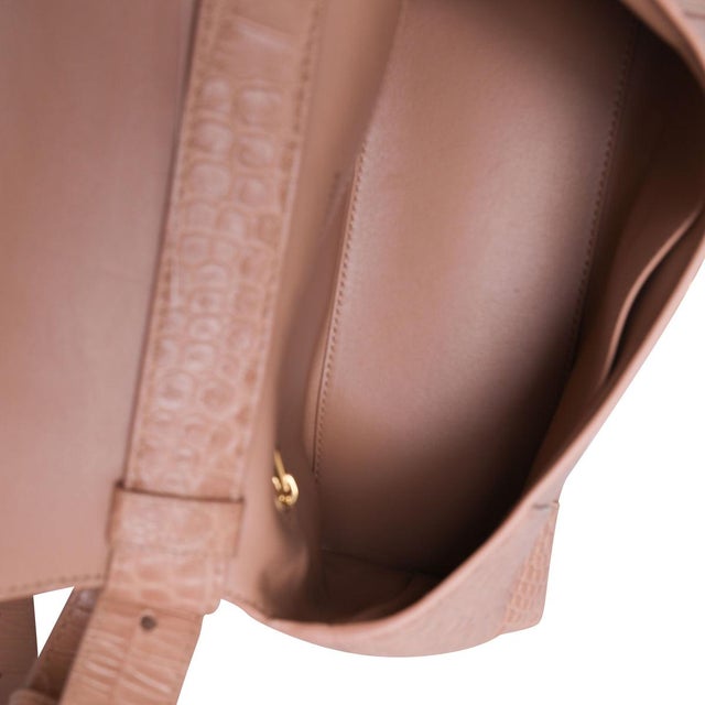 Beige Beige Croc Embossed Hourglass Downtown Shoulder Bag For Sale - Image 8 of 9