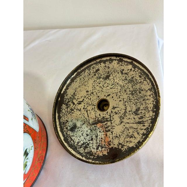 Vintage Daher Chinoiserie Floral Tin With Brass Knob Lid, England For Sale - Image 10 of 10