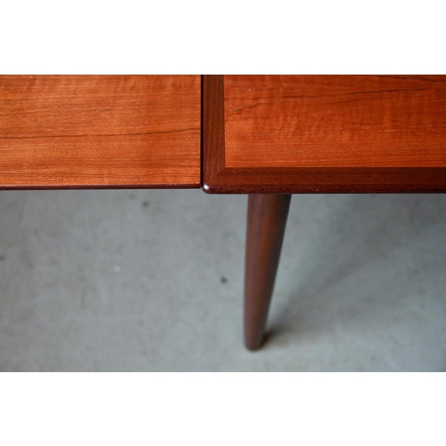 Vintage Scandinavian Teak Dining Table with Spindle Legs and Extendable Leaves, 1970s For Sale - Image 15 of 18