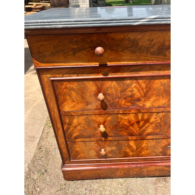 French 19th Century Louis Philippe Flame Mahogany Marble Top Commode For Sale - Image 11 of 12