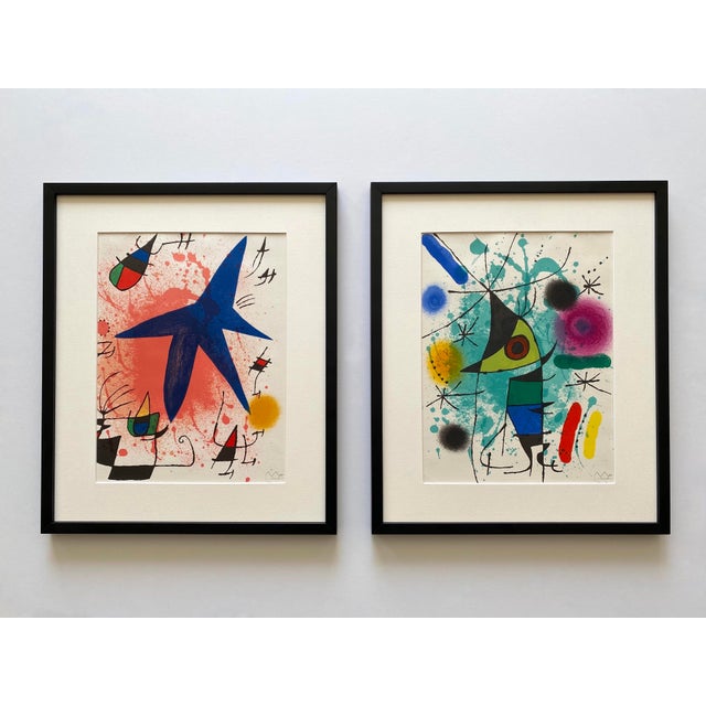 Joan Miro Vintage 1972 Mid Century Modernist Framed " Le Chanteur " and " l'Etoile Bleu " Original Lithograph Prints - Set of 2 For Sale - Image 17 of 18