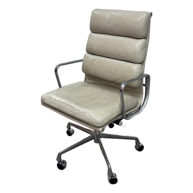 Eames Soft Pad Executive Chair For Sale