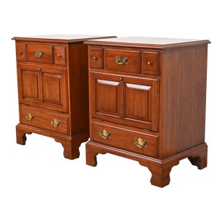 Henkel Harris American Colonial Solid Cherry Wood Bedside Chests, Pair For Sale