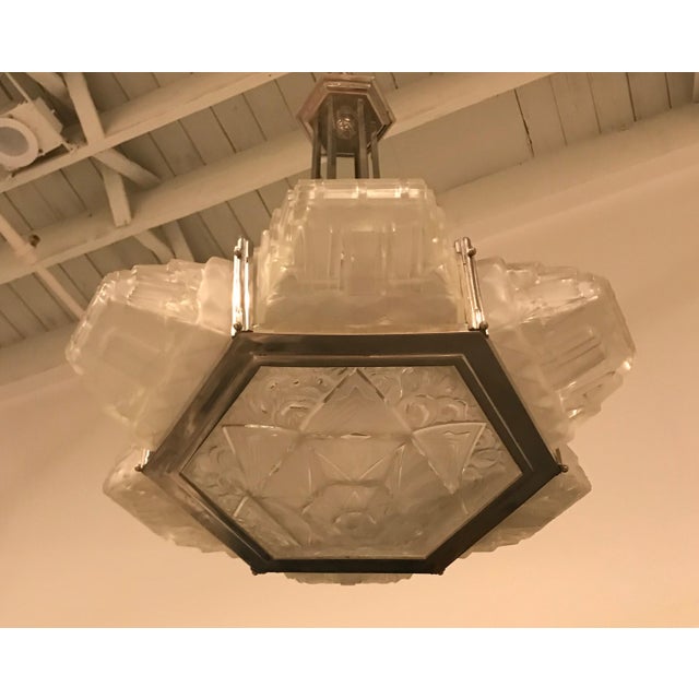 French Art Deco Pendant Chandelier by Hanots For Sale In New York - Image 6 of 13