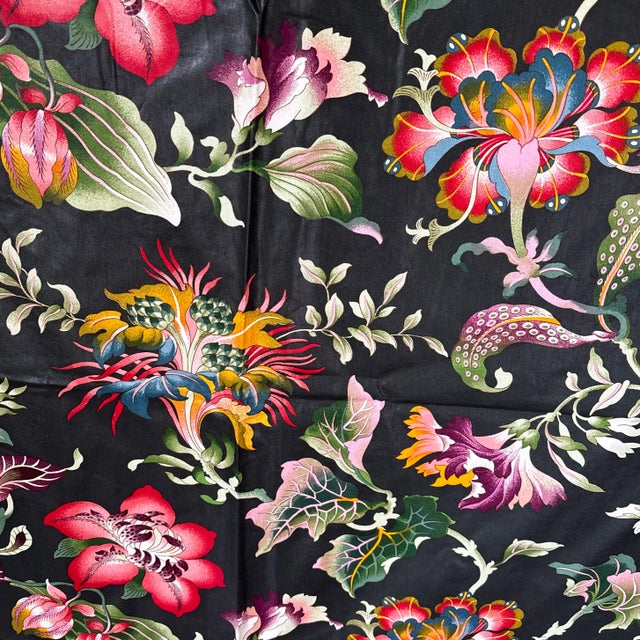 Clarence House 1990s 2 3/4 Yards of Clarence House Fabric Plus and Extra 30 1/2” X 35 1/2” Piece For Sale - Image 4 of 4