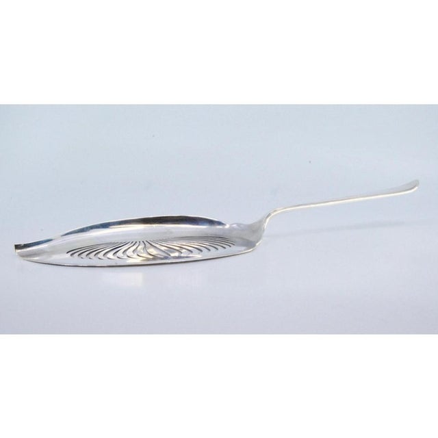 Metal Silver Fish Serving Spatula For Sale - Image 7 of 8
