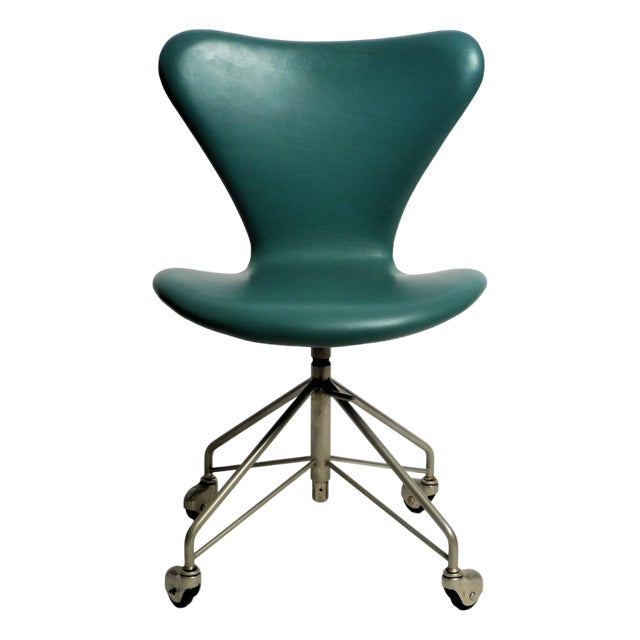 Height-Adjustable 3117 Office Chair by Arne Jacobsen for Fritz Hansen, 1960s For Sale