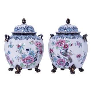 19th Century Pair of Wilton Chinoiserie Lidded Porcelain Ginger Jars For Sale