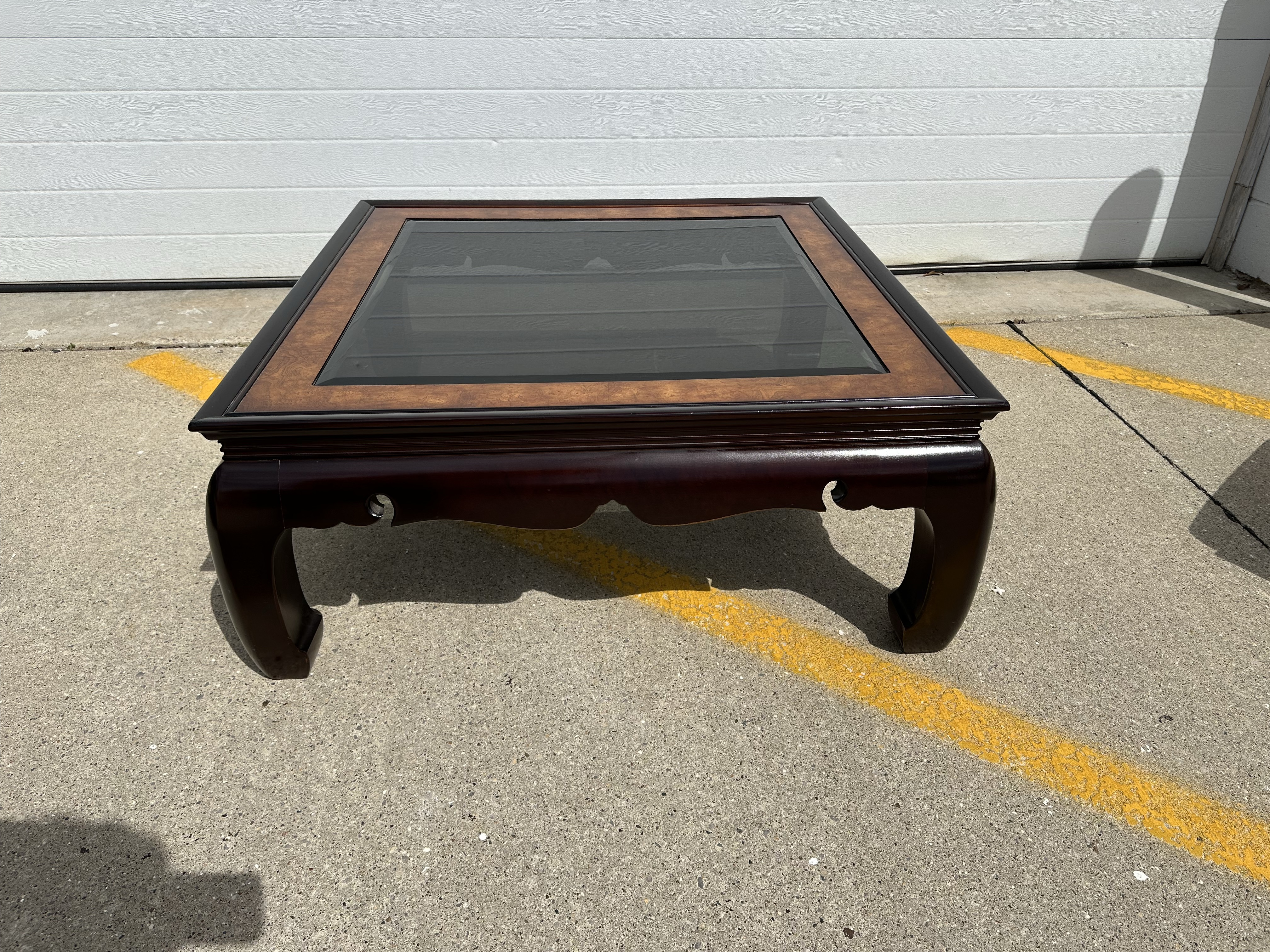 1990s Vintage Gordons Furniture Chinoiserie Glass Top Burl Wood