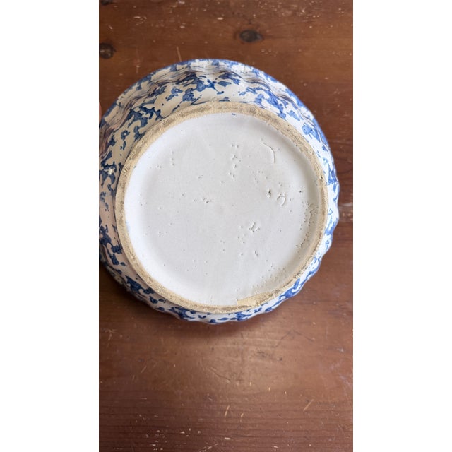 Ceramic Antique American Blue & White Spongeware Bowl, Circa 1890–1900 For Sale - Image 7 of 14