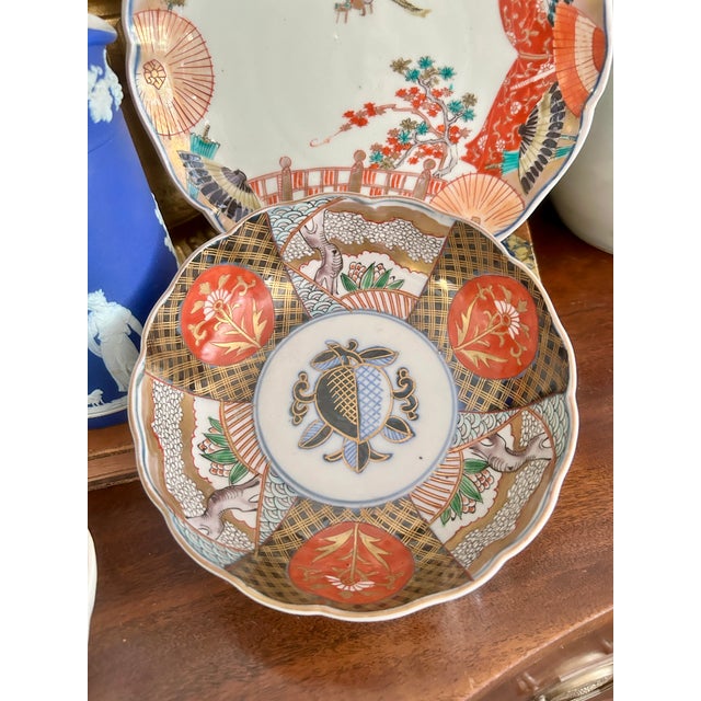 Antique Japanese Imari Lobed Porcelain Bowl | Late Meiji Period For Sale - Image 4 of 4