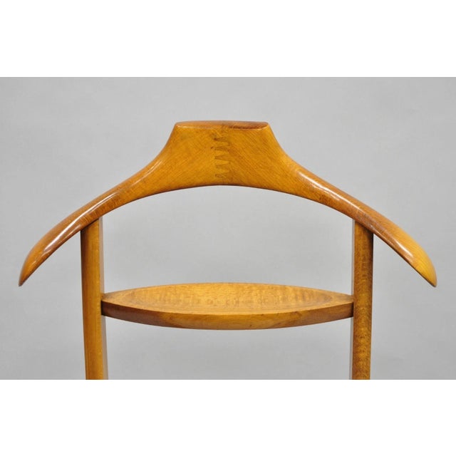 Mid 20th Century Vintage Fratelli Reguitti Italian Beech Wood 2 Tier Gentleman's Clothing Valet For Sale - Image 5 of 16