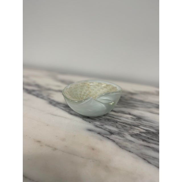 Mid 20th Century Vintage Murano Styled Bullicante Gold Flake Art Glass Mid Century Ashtray For Sale - Image 5 of 12