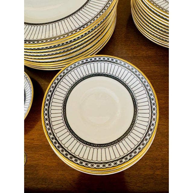 Wedgwood 1980s Wedgewood Black "Colonnade" Bone China Dinner Service for Twelve- 67 Pieces For Sale - Image 4 of 11