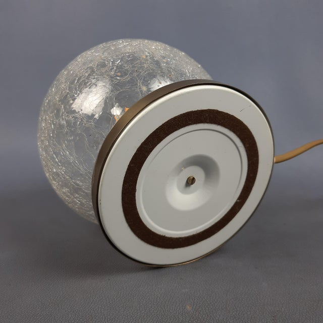Cracklè Sphere Glass Table Lamp, 1970s For Sale - Image 6 of 12