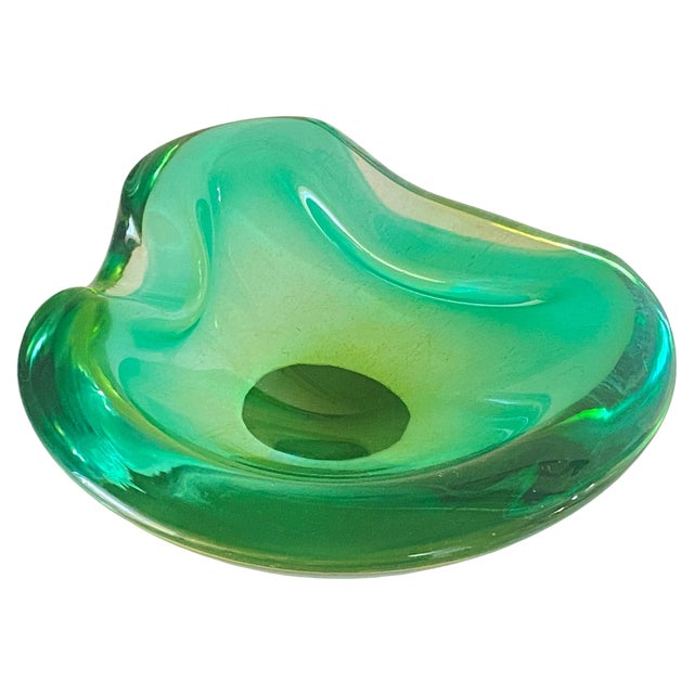 Vide Poche or Ashtray in Green Murano Glass, Italy, 1970s For Sale