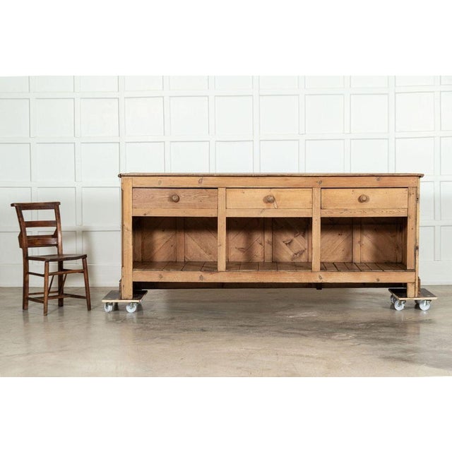 Large 19th Century English Pine Shop Counter, 1870s For Sale - Image 8 of 15