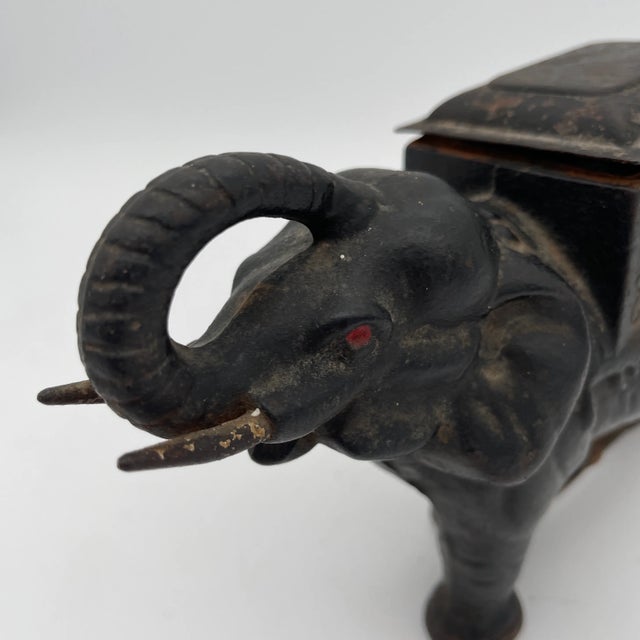 Early 20th Century Art Deco Cast Iron Elephant Cigarettes Holder and Dispenser For Sale - Image 5 of 7