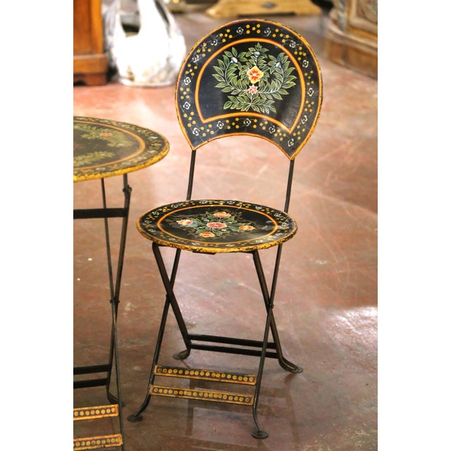 Early 20th Century Early 20th Century French Hand-Painted Wrought Iron Folding Bistro Set, 3 Pieces For Sale - Image 5 of 14