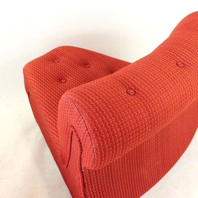 Vintage Space Age Modular or Sectional Curved Sofa in Red Fabric, Tatra Czechoslovakia 1970s, Set of 4 For Sale - Image 10 of 17
