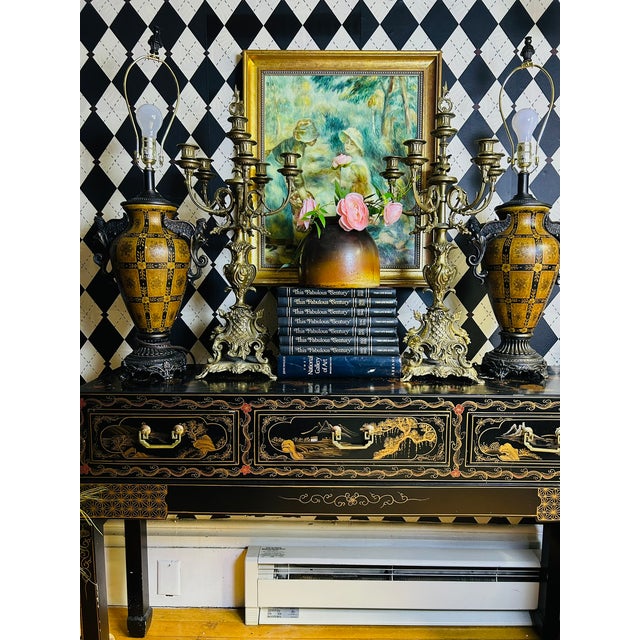 Vintage Neoclassical-Style Figural Urn Table Lamps With Winged Figures - Pair For Sale - Image 9 of 18