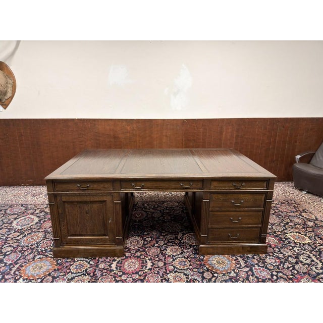 Large English Desk in Oak For Sale - Image 4 of 18