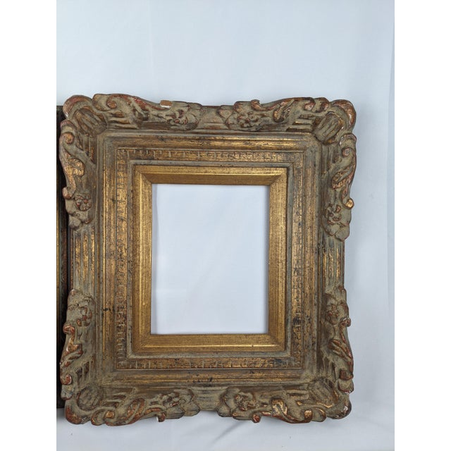 Gold Mid 20th Century Pair of Grand European-Style Carved Giltwood Frames With Acanthus & Floral Scrollwork For Sale - Image 8 of 17