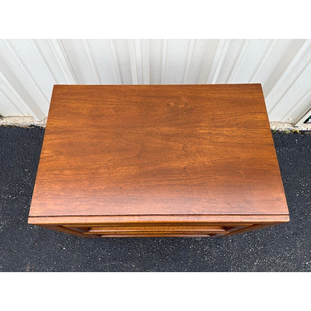 Mid 20th Century Dixie Brutalist Walnut Nightstands- A Pair For Sale - Image 11 of 12