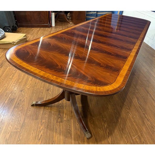 2020s Traditional Multi-Banded Georgian Style Mahogany Dining Table by Leighton Hall - Showroom Sample For Sale - Image 5 of 16