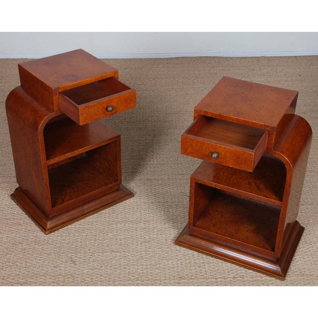 Brown Bedside Tables in Burr Wood, 1930s, Set of 2 For Sale - Image 8 of 11