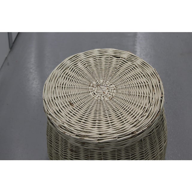 Wood White Wicker Basket with Lid, 1970s For Sale - Image 7 of 12
