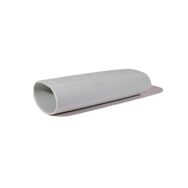 Bjørn Wiinblad Rosenthal Studio-Linie White Porcelain Relief Vase Circa 1961–1975 For Sale In Philadelphia - Image 6 of 10