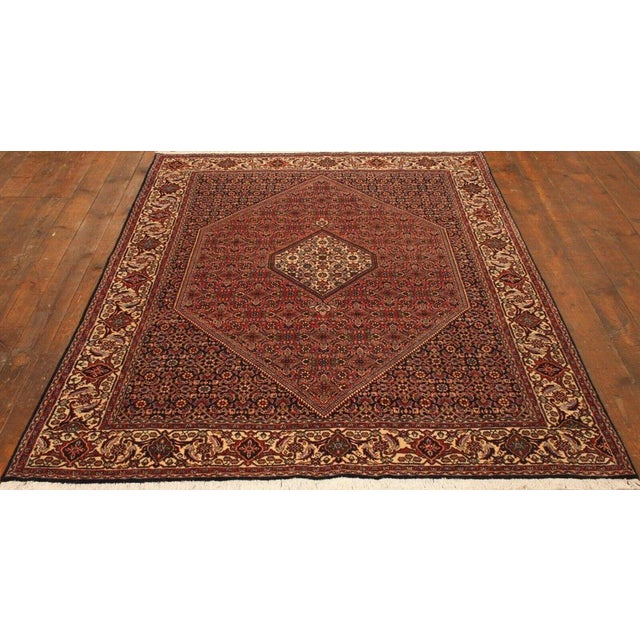 Middle Eastern Rug in Wool For Sale - Image 4 of 10