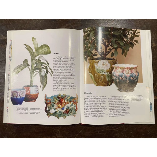 19th Century French Painted Majolica Cachepot With Hunt Trophy Motifs For Sale - Image 12 of 12