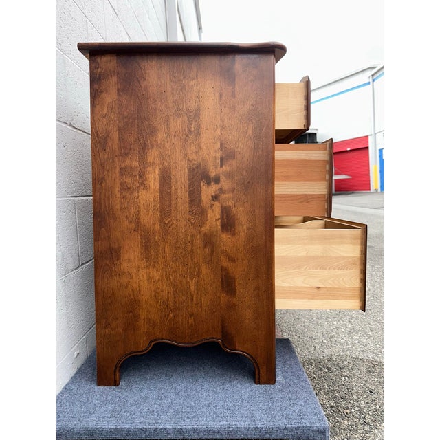 1990s Ethan Allen French Provincial Country 9-Drawer Dresser⚡️ For Sale In Los Angeles - Image 6 of 12