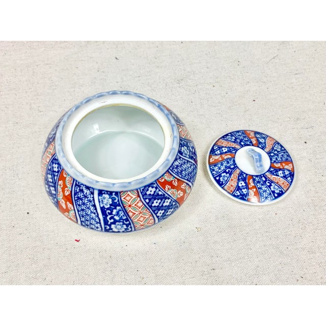 Vintage Chinoiserie Lidded Box For Sale - Image 4 of 9