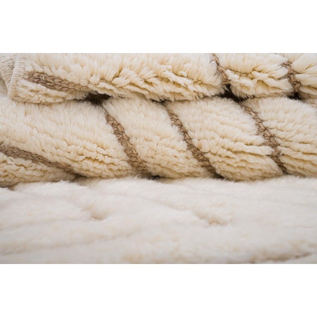Contemporary Hand-Knotted Wool Premium Rug by Azele Studio For Sale - Image 3 of 14