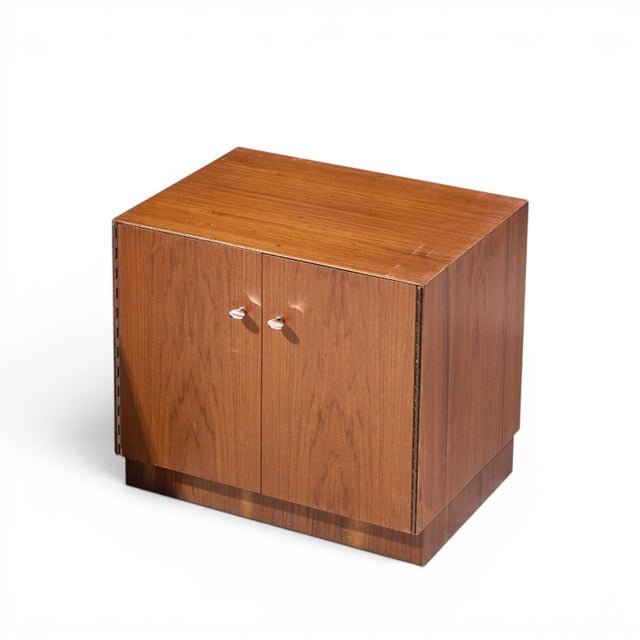 Directional Mid Century Walnut and Chrome Nightstands - Pair For Sale - Image 11 of 11