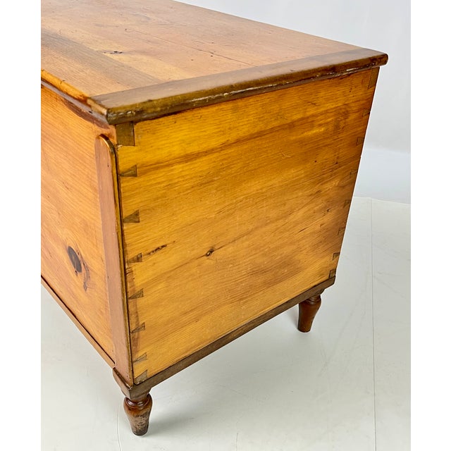 Farmhouse Antique Hand-Dovetailed Pine Storage Trunk / Blanket Chest on Turned Legs For Sale - Image 3 of 15