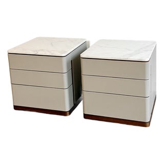 Pair of Poltrona Frau Fidelio Notte Nightstands in Leather and Marble For Sale